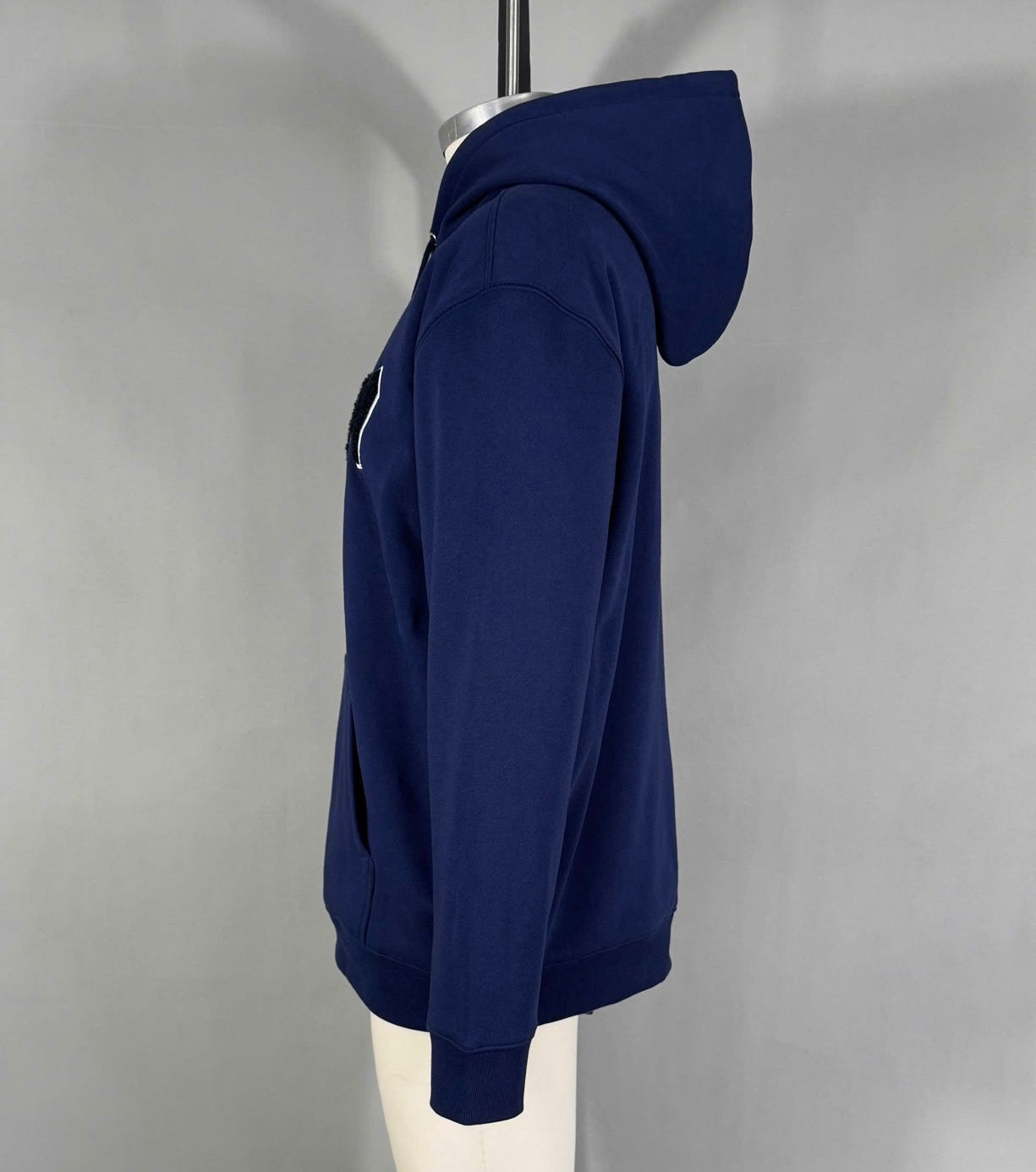M Logo Navy Hoodie White Stitch Contrast